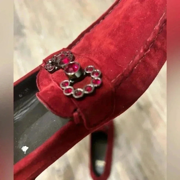 Stuart Weitzman RED Suede Leather Jeweled Loafers 6.5 - Picture 3 of 11